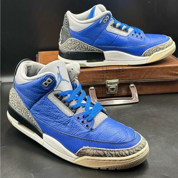 Air Jordan 3 Retro 'Varsity Royal' - Picture 1 of 10